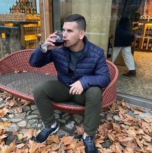 Meet your Posher, Liam